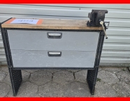 Nr. 403<br />
Półka Uniwersalna + Składane Imadło<br />
Wymiary:<br />
Dł - 103 cm<br />
Wys...